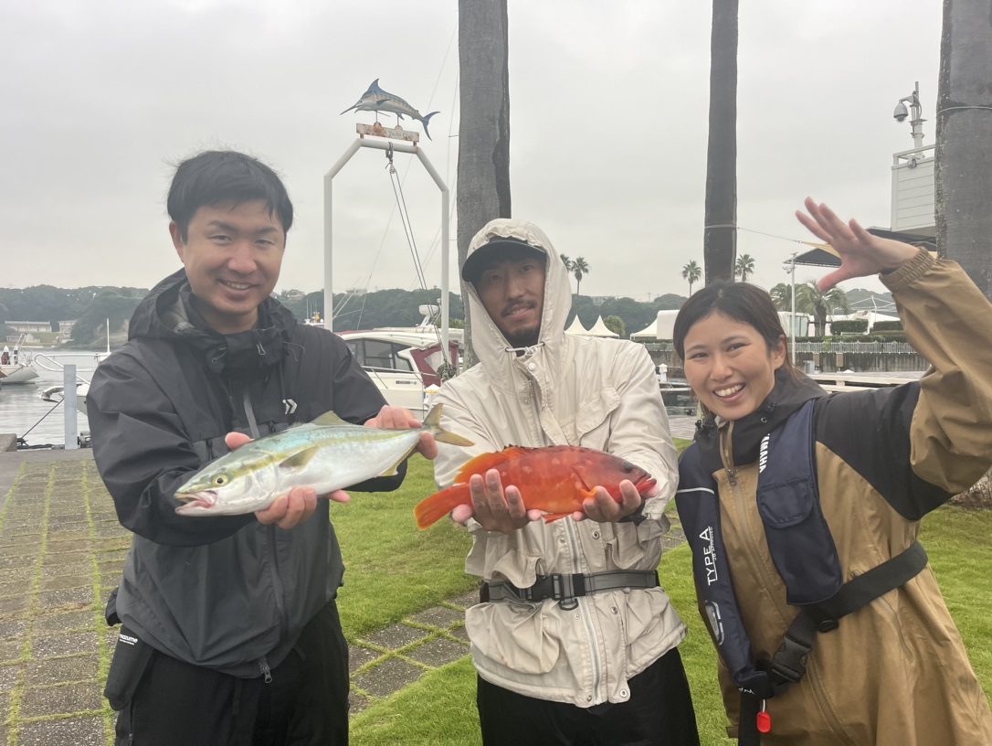 小網代湾沖でルアーフィッシングしてみませんか！！